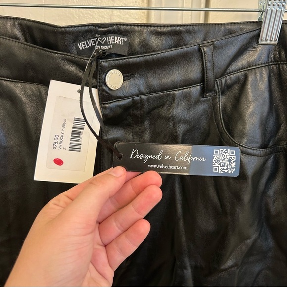 NWT Velvet Heart Black Midi Faux Leather Skirt with Middle Slit Size 31 - Picture 7 of 10